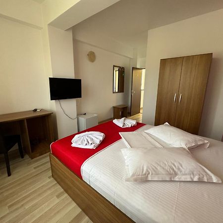 Hotel Mihaela Mamaia Extérieur photo