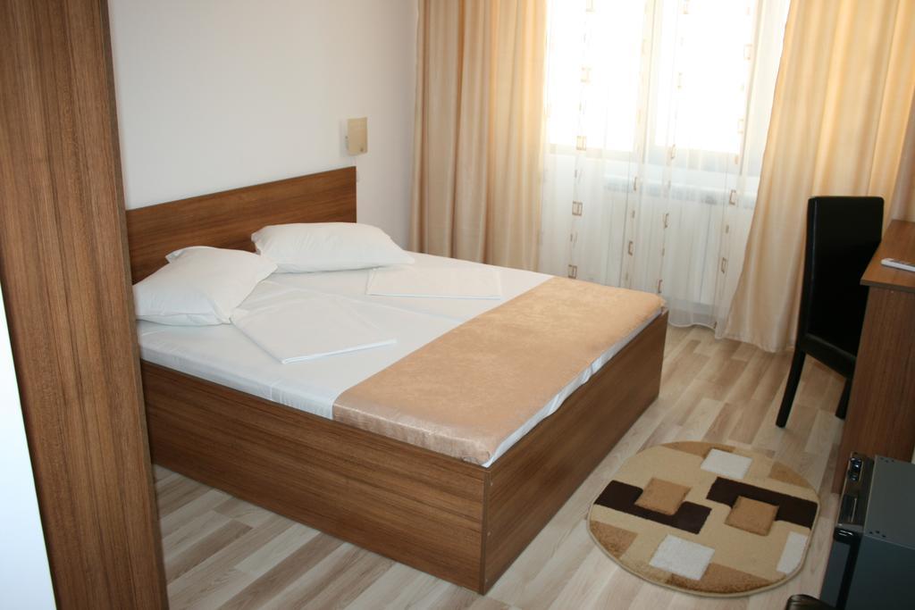 Hotel Mihaela Mamaia Extérieur photo
