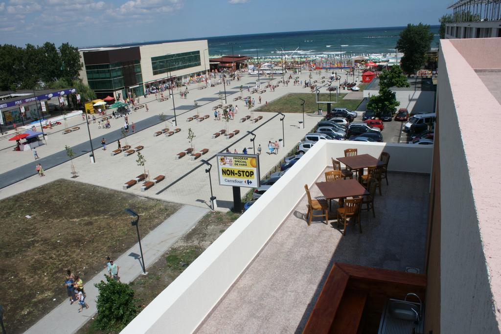 Hotel Mihaela Mamaia Extérieur photo